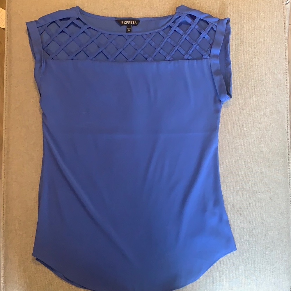 Express Top - Picture 4 of 4